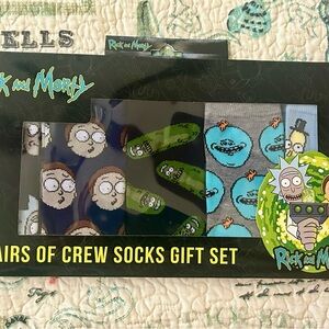 Rick and Morty Crew Socks Gift Set
